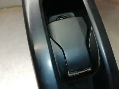 Second-hand car spare part interior right front handle for opel combo d expression l1h1 oem iam references   