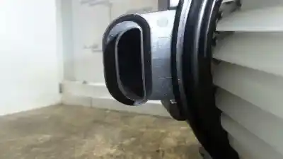 Peça sobressalente para automóvel em segunda mão motor de sofagem por toyota auris hybrid active referências oem iam av272700  