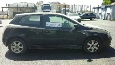 Pezzo di ricambio per auto di seconda mano valvola egr per fiat stilo (192) 1.9 jtd 80 active riferimenti oem iam 55182482  