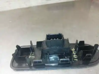 Second-hand car spare part right front power window switch for citroen c3 attraction oem iam references 96637534xt  