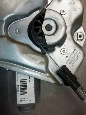 Second-hand car spare part driver left window regulator for renault clio iii dynamique oem iam references 8200291145  
