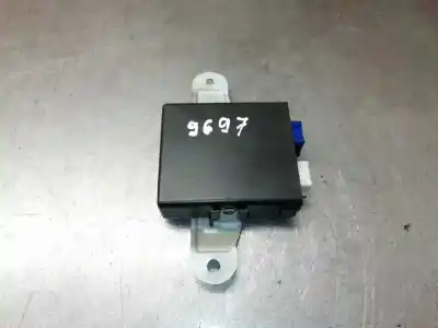 Pièce détachée automobile d'occasion module d'essuie-glace pour kia sorento 2.5 crdi ex références oem iam 987503e000