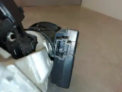 Second-hand car spare part ignition switch for renault clio iii dynamique oem iam references 8200214173h  