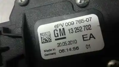 Second-hand car spare part accelerator pedal for opel astra j lim. cosmo oem iam references 13252702  
