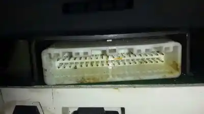 Peça sobressalente para automóvel em segunda mão quadrante por toyota corolla (e12) 2.0 d-4d linea sol berlina referências oem iam 8380002760  