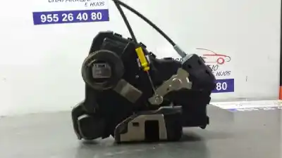 Second-hand car spare part left front door lock for toyota corolla (e12) 2.0 d-4d linea sol berlina oem iam references   