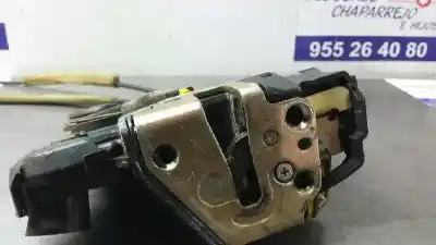 Second-hand car spare part left front door lock for toyota corolla (e12) 2.0 d-4d linea sol berlina oem iam references   