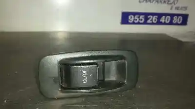 Peça sobressalente para automóvel em segunda mão botão / interruptor elevador vidro traseiro direito por toyota corolla (e12) 2.0 d-4d linea sol berlina referências oem iam 54035117