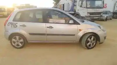 Peça sobressalente para automóvel em segunda mão elevador de vidros traseiro direito por ford fiesta (cbk) fun referências oem iam   