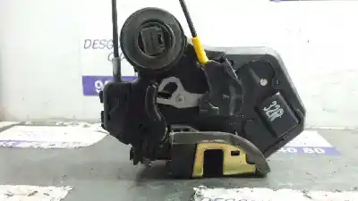 Second-hand car spare part front right door lock for toyota corolla (e12) 2.0 d-4d linea luna berlina oem iam references   