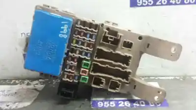 Peça sobressalente para automóvel em segunda mão caixa de fusíveis e relés por toyota corolla (e12) 2.0 d-4d linea luna berlina referências oem iam 8264102040