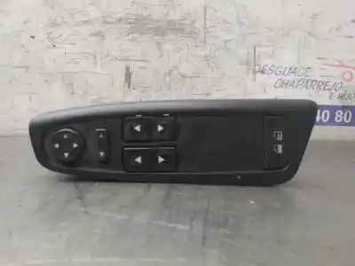 Pezzo di ricambio per auto di seconda mano Interruttore Alzacristalli Anteriore Sinistro per FIAT STILO MULTI WAGON (192) 1.6 16V Riferimenti OEM IAM B569  