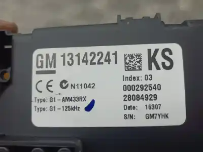 Автозапчасти б/у блок реле/предохранителей за opel corsa d catch me ссылки oem iam 13142241  