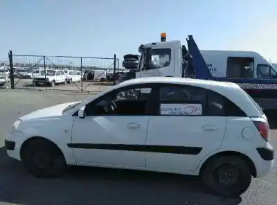 Pezzo di ricambio per auto di seconda mano riduttore per kia rio 1.5 crdi riferimenti oem iam p51763  120205