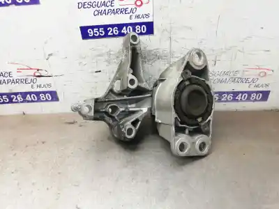 Second-hand car spare part right engine support for dacia duster laureate 4x2 oem iam references 112849221r  