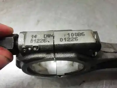 Second-hand car spare part piston for ford kuga (cbv) titanium oem iam references 01226  