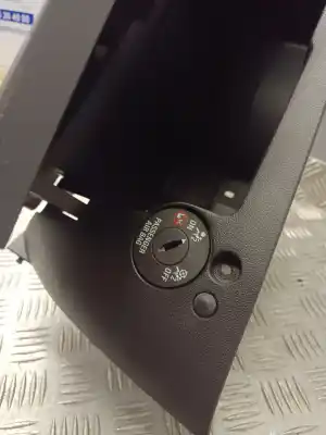 Peça sobressalente para automóvel em segunda mão porta luvas por opel corsa e business referências oem iam   