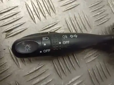 Автозапчастина б/у управління світлом для suzuki swift azg (nz) glx посилання на oem iam 173744  