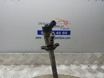 Pezzo di ricambio per auto di seconda mano Iniettore per FORD FOCUS C-MAX (CAP) 1.6 TDCi CAT Riferimenti OEM IAM 0445110136  