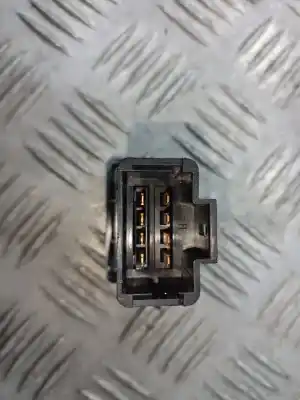 Peça sobressalente para automóvel em segunda mão interruptor 4 piscas - emergência por dacia logan ambiance referências oem iam 6001546813  
