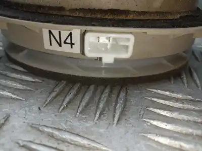 Автозапчастина б/у аудіо система / радіо cd для toyota lexus ct 200h посилання на oem iam 8616076080  