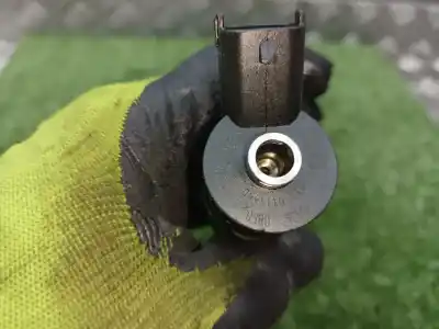 Автозапчастина б/у инжектор для ford focus c-max (cap) 1.6 tdci cat посилання на oem iam 0445110136  