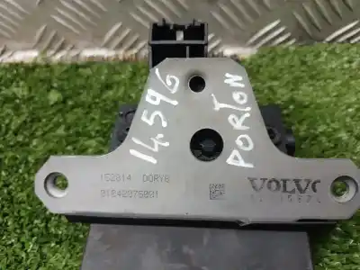 Second-hand car spare part trunk lock for volvo v40 basis oem iam references 31335870  152814