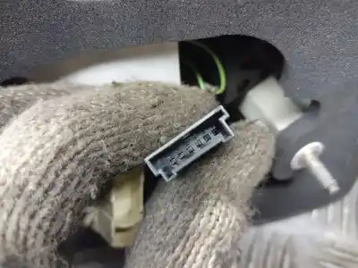 Автозапчасти б/у левый задний фонарь за bmw serie 7 (e65/e66) 740d ссылки oem iam 01123701  