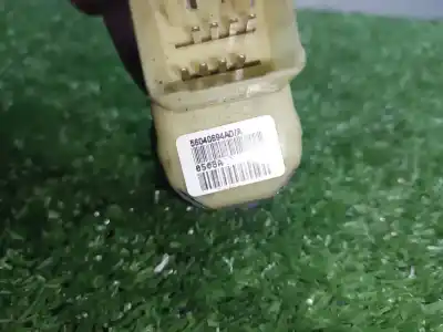 Peça sobressalente para automóvel em segunda mão comutador de espelhos retrovisores por jeep compass limited referências oem iam 56040694  