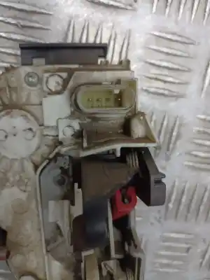 Second-hand car spare part rear right door lock for jeep compass limited oem iam references p04589414ae  