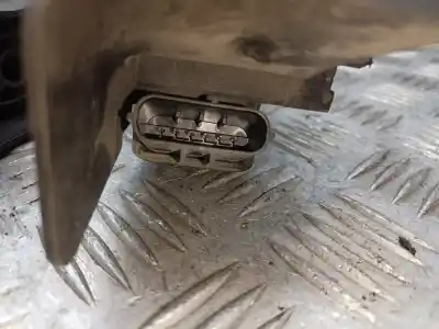 Peça sobressalente para automóvel em segunda mão pedal acelerador por audi q3 (8ug) attraction referências oem iam 1k1723503ba  