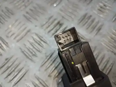 Peça sobressalente para automóvel em segunda mão interruptor 4 piscas - emergência por audi q3 (8ug) attraction referências oem iam 8u1941509a  