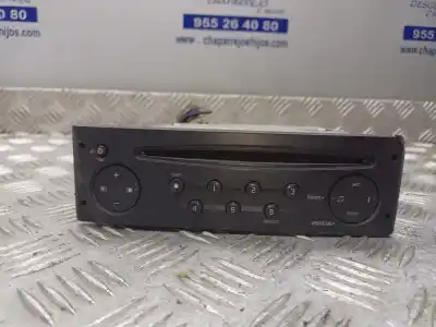 Pezzo di ricambio per auto di seconda mano impianto audio / radio cd per renault clio iii 1.2 riferimenti oem iam 8200409475  