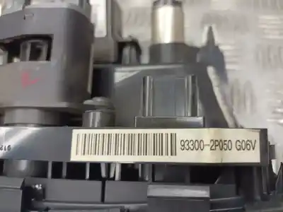 Peça sobressalente para automóvel em segunda mão moldagem por kia sorento active 4wd referências oem iam 933002p0  