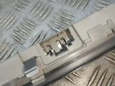 Peça sobressalente para automóvel em segunda mão luz interior por audi a3 (8l) 1.8 20v referências oem iam 8p0947111a  