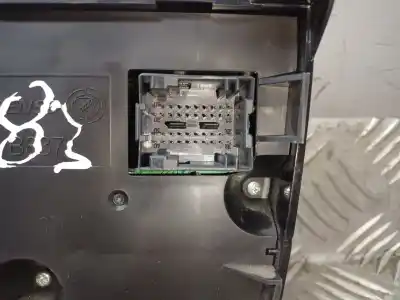 Pezzo di ricambio per auto di seconda mano controllo climatico per fiat grande punto (199) 1.4 16v dynamic (01.2007->) riferimenti oem iam 735419793  