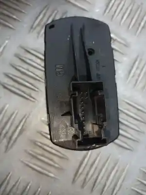 Pezzo di ricambio per auto di seconda mano interruttore alzacristalli anteriore sinistro per opel corsa d catch me riferimenti oem iam 13258521  