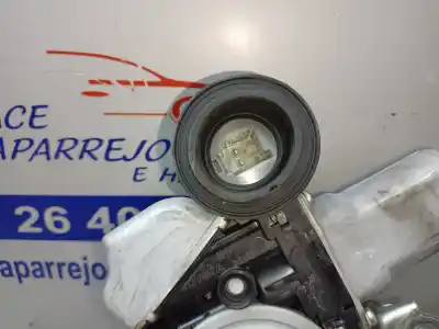 Second-hand car spare part passenger side right window regulator for lexus rx 450h oem iam references 8571048070  