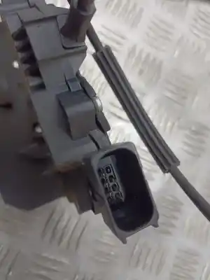 Peça sobressalente para automóvel em segunda mão fechadura da porta dianteira esquerda por opel meriva b cosmo referências oem iam 13258271  