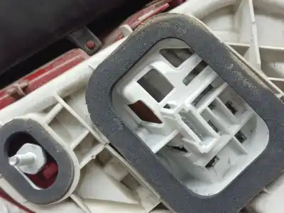 Second-hand car spare part left tailgate light for opel meriva b cosmo oem iam references 13253627  