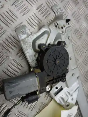 Peça sobressalente para automóvel em segunda mão elevador de vidros dianteiro direito por smart coupe básico (45kw) referências oem iam 119366xxx  