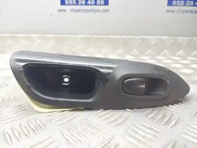 Peça sobressalente para automóvel em segunda mão Botão / Interruptor Elevador Vidro Traseiro Direito por NISSAN JUKE (F15) Visia Referências OEM IAM 254111KL5A  