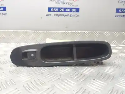 Автозапчасти б/у ВЫКЛЮЧАТЕЛЬ ПЕРЕДНЕГО ПРАВОГО ОКНА за FIAT PUNTO (199)  ссылки OEM IAM 735500049  