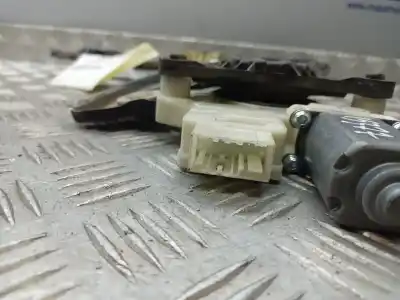 Peça sobressalente para automóvel em segunda mão elevador de vidros dianteiro direito por skoda rapid active referências oem iam 5ja959812e  