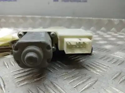 Peça sobressalente para automóvel em segunda mão elevador de vidros traseiro direito por skoda rapid active referências oem iam 5ja959812g  