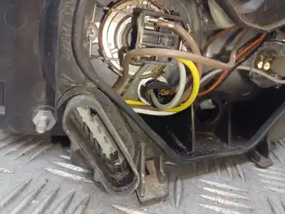 Second-hand car spare part left headlight for iveco daily 2.8 d 29l11 oem iam references 6631105l  