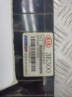 Peça sobressalente para automóvel em segunda mão comando de sofagem (chauffage / ar condicionado)  por kia sorento 2.5 crdi ex referências oem iam 972503e300  