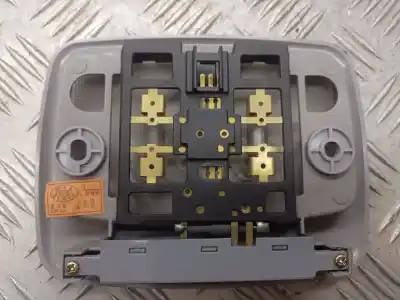 Second-hand car spare part interior light for kia sorento 2.5 crdi ex oem iam references 928003e570cy  