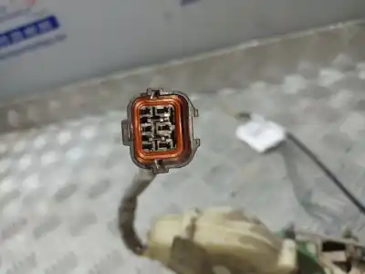 Peça sobressalente para automóvel em segunda mão fechadura da porta dianteira direita por kia sorento 2.5 crdi ex referências oem iam 813203e010  