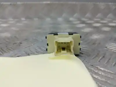 Автозапчасти б/у выключатель переднего правого окна за renault clio iv authentique ссылки oem iam 254218614r  